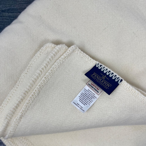NWOT - PENDLETON Eco Wise Wool Blanket - White - Twin - Picture 5 of 5